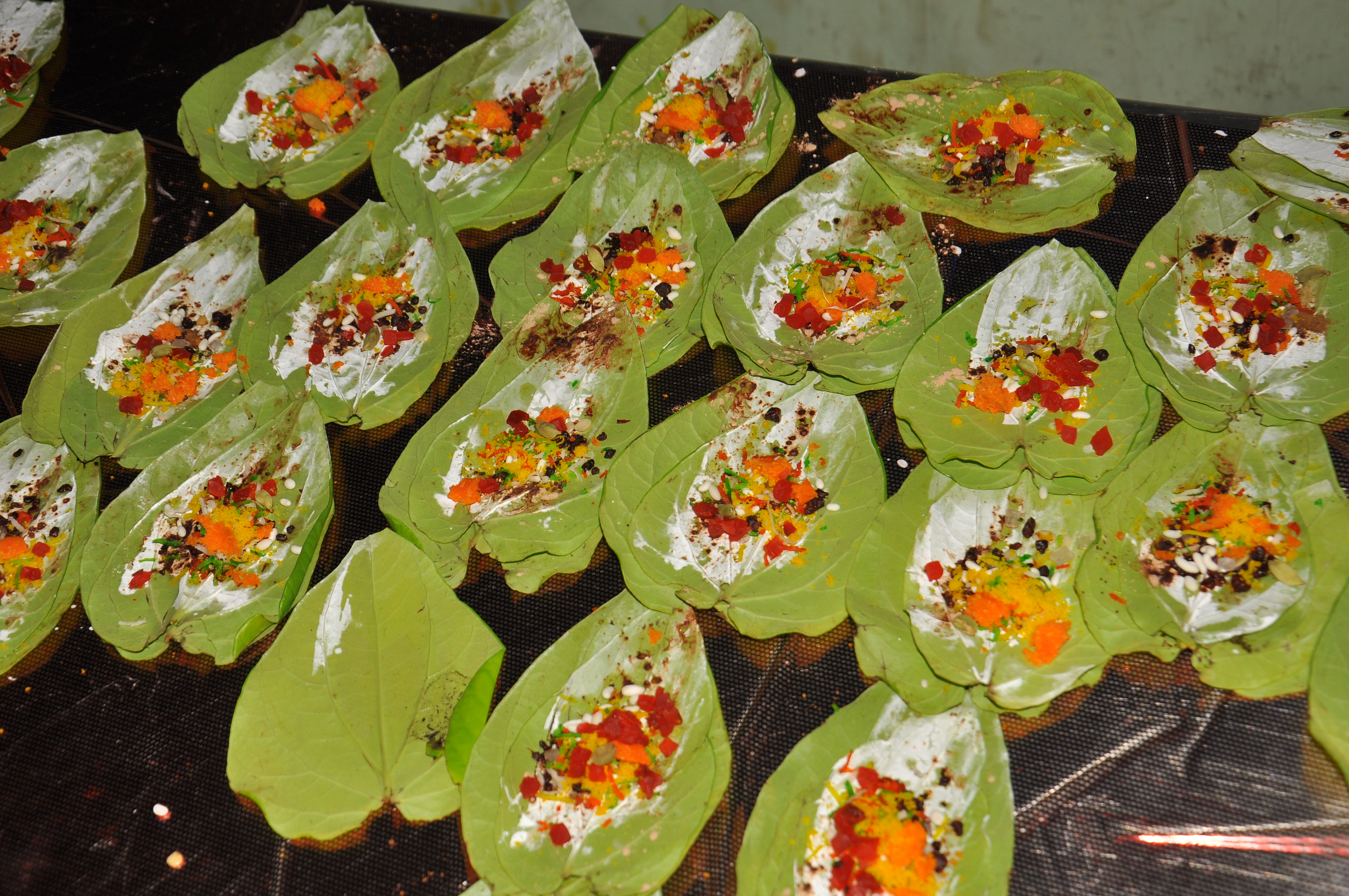 Are you a Pan lover? checkout why you should have paan after meals